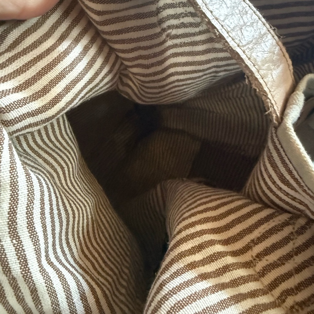 Stylish Brown Striped Tote Bag - Picture 6 of 7